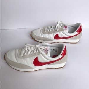 Nike Daybreak Lightweight Classic Sneaker